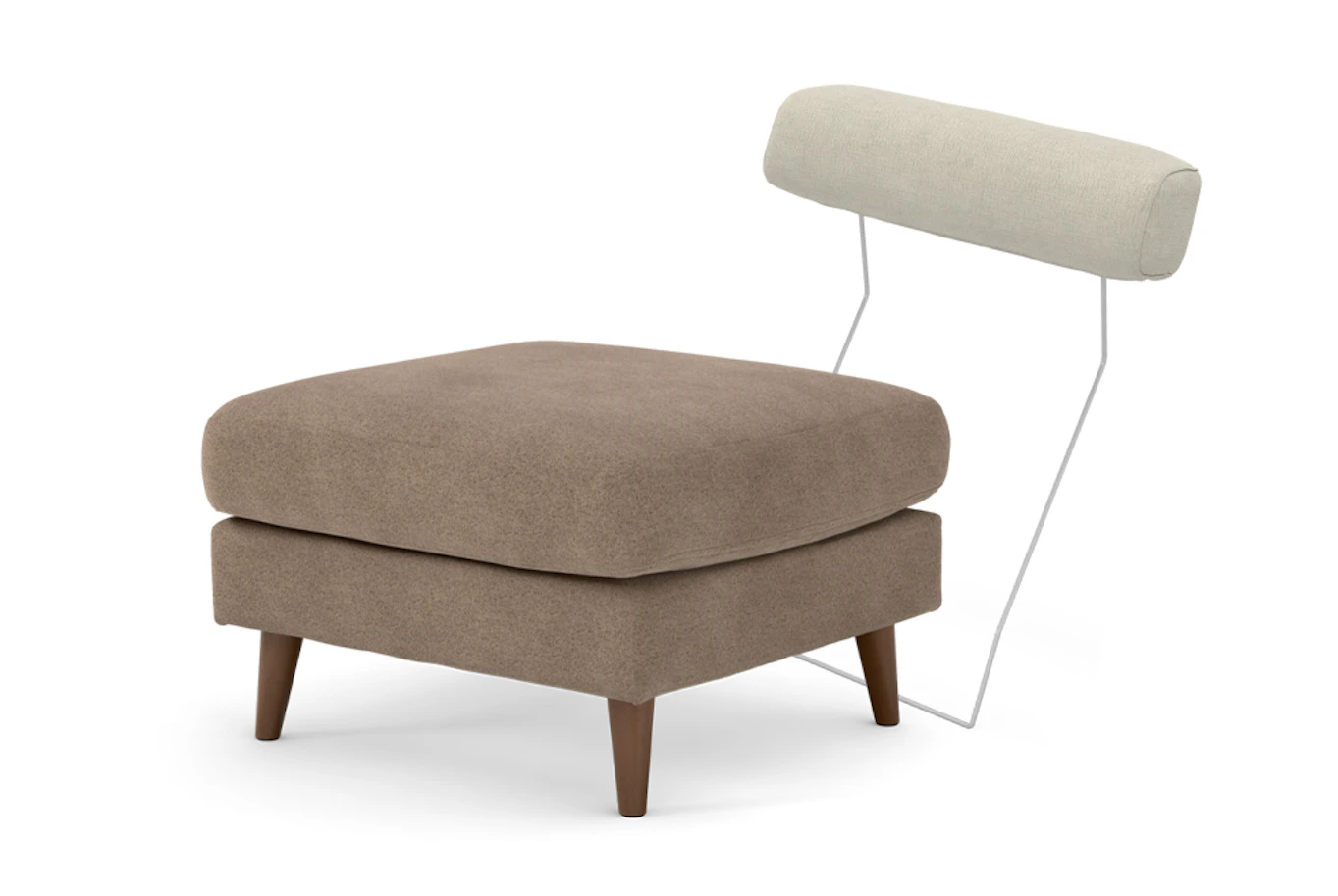 Bild som visar Bridge fotpall i brunt samt en vit nackkudde