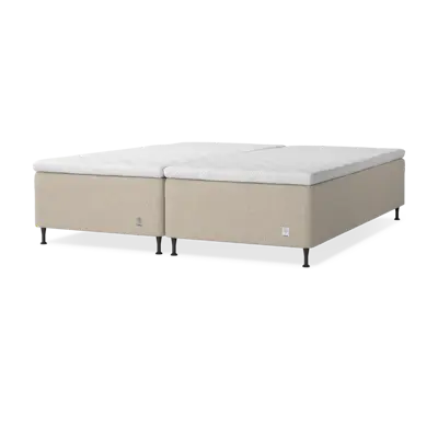 en beige ramsäng