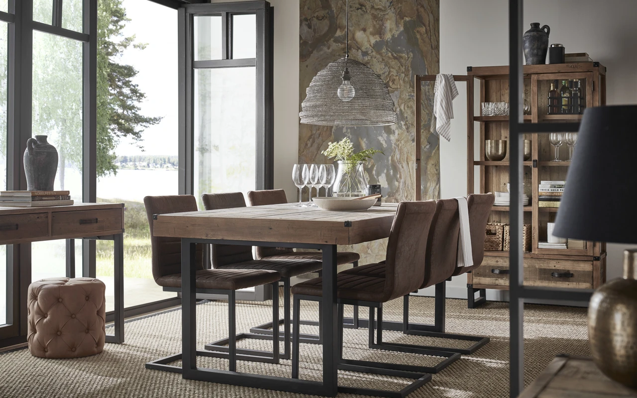 Woodenforge - Matgrupp med 4 stolar Dora - inspiration