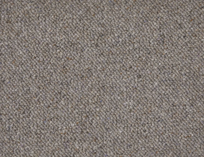 Saturnus, Måttbeställd matta, langetterad kant