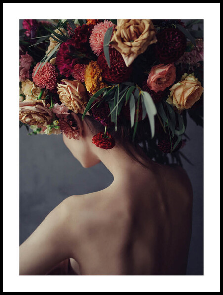 Kvinna Med Blommor I Håret - Poster - Grå