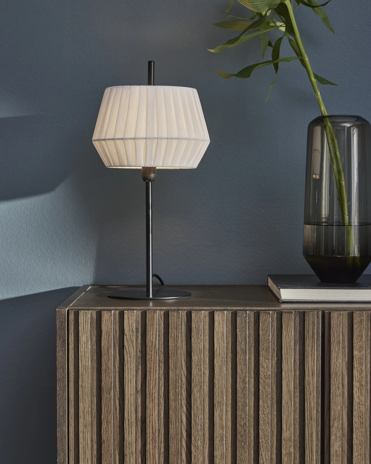Hedvig - Bordslampa, H42,5 Ø21 cm - inspiration