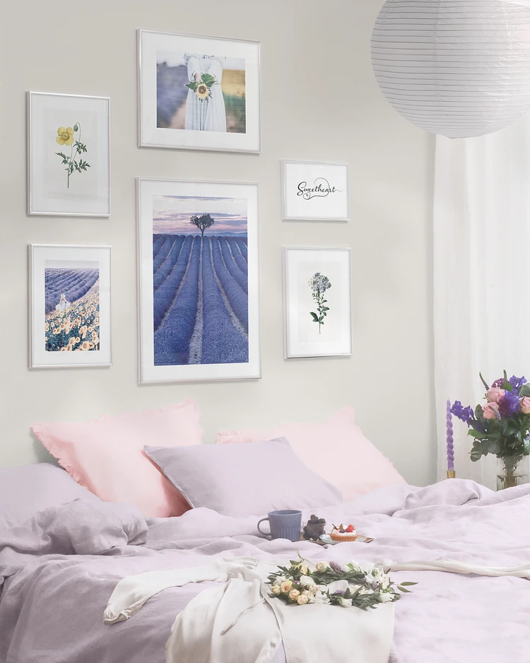 A Midsummer Nights Dream - Tavelvägg med silverfärgade ramar - inspiration