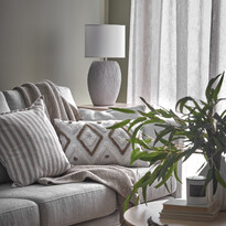 Liam - Bordslampa, H53 B32 cm - inspiration