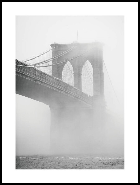 Dimma Över Brooklyn Bridge  - Poster - Vit