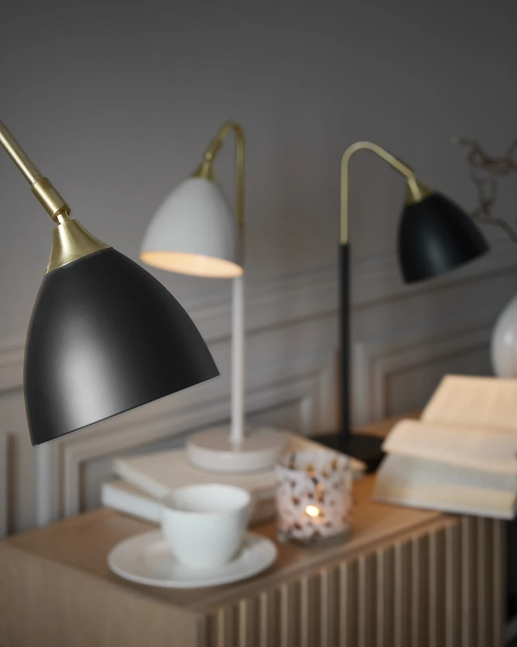 Jane - Golvlampa, B22 H146,5 cm - inspiration
