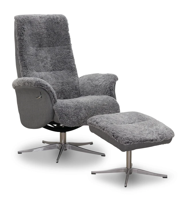 Ullrik, Fåtölj med fotpall