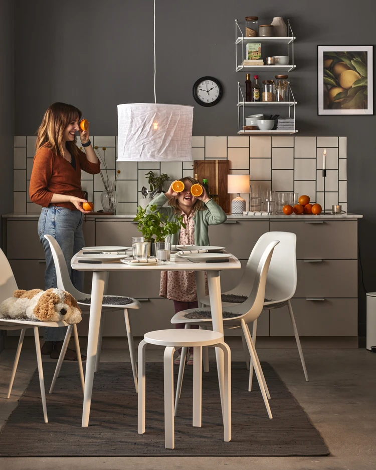 Plaine - Matgrupp med 4 stolar Tico - inspiration