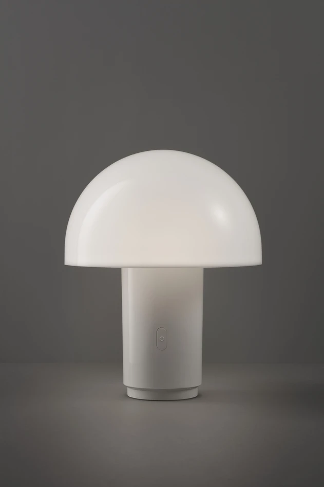 Estrid - Portabel bordslampa, H23 Ø18 cm - Vit