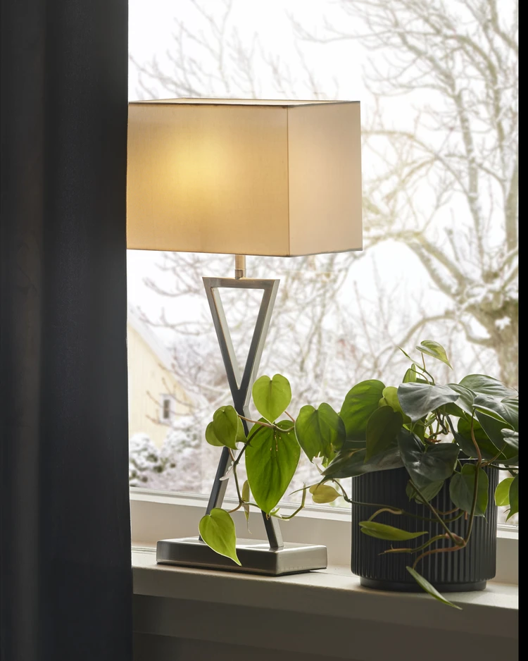 Palais - Bordslampa, H54 B27 cm - inspiration