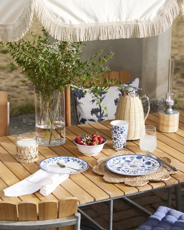 Mölle - Utegrupp med bord och 8 stolar - inspiration