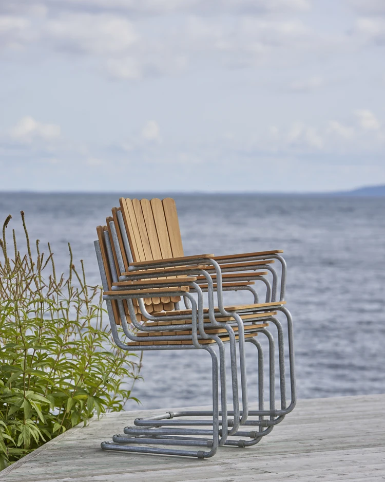 Mölle - Utegrupp med bord och 4 karmstolar - inspiration