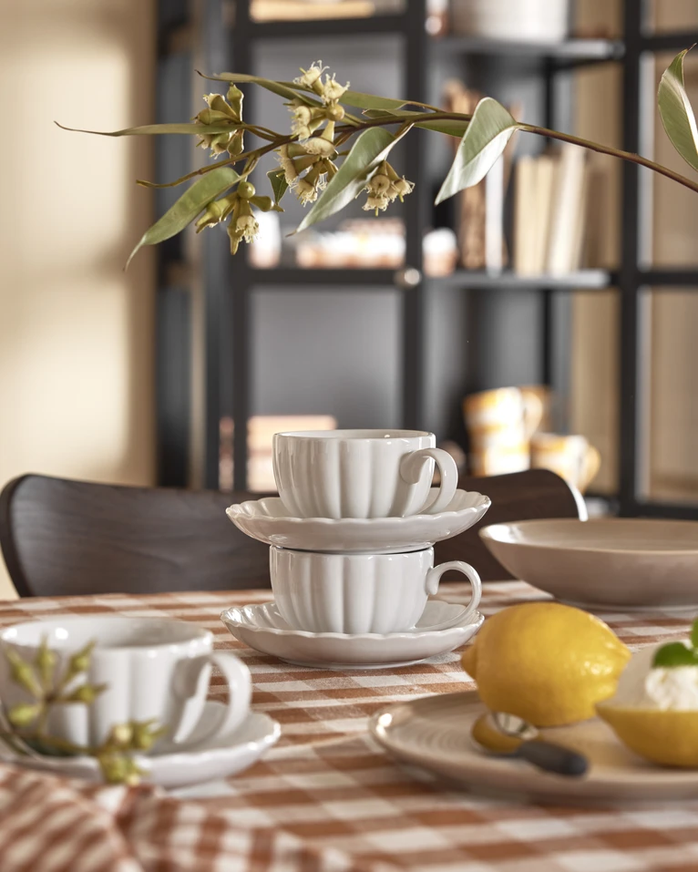 Snäcka, Kopp med fat, H 6 Ø 9,7 cm, 20 cl