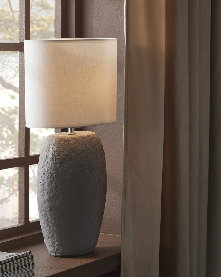 Liam - Bordslampa, H53 B32 cm - inspiration