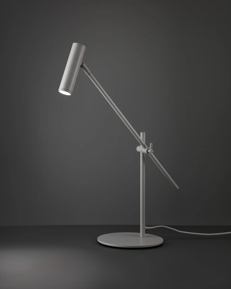 Storm - Bordslampa, H55 B18 cm - inspiration
