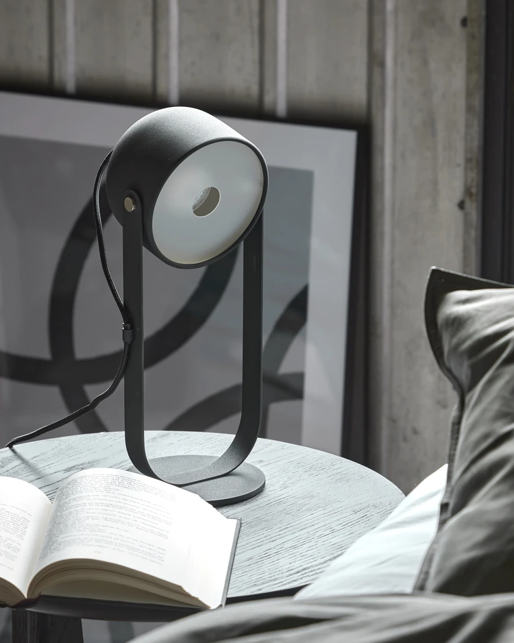 Svejk - Bordslampa, B13 H36 cm - inspiration