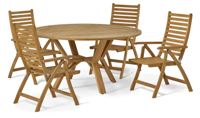 Solhaga, Utegrupp med bord och 4 positionsstolar