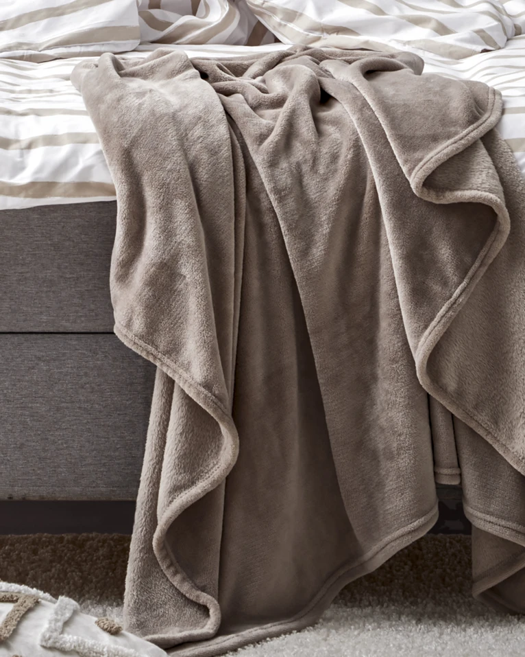 Sandra, Pläd, 130x150 cm