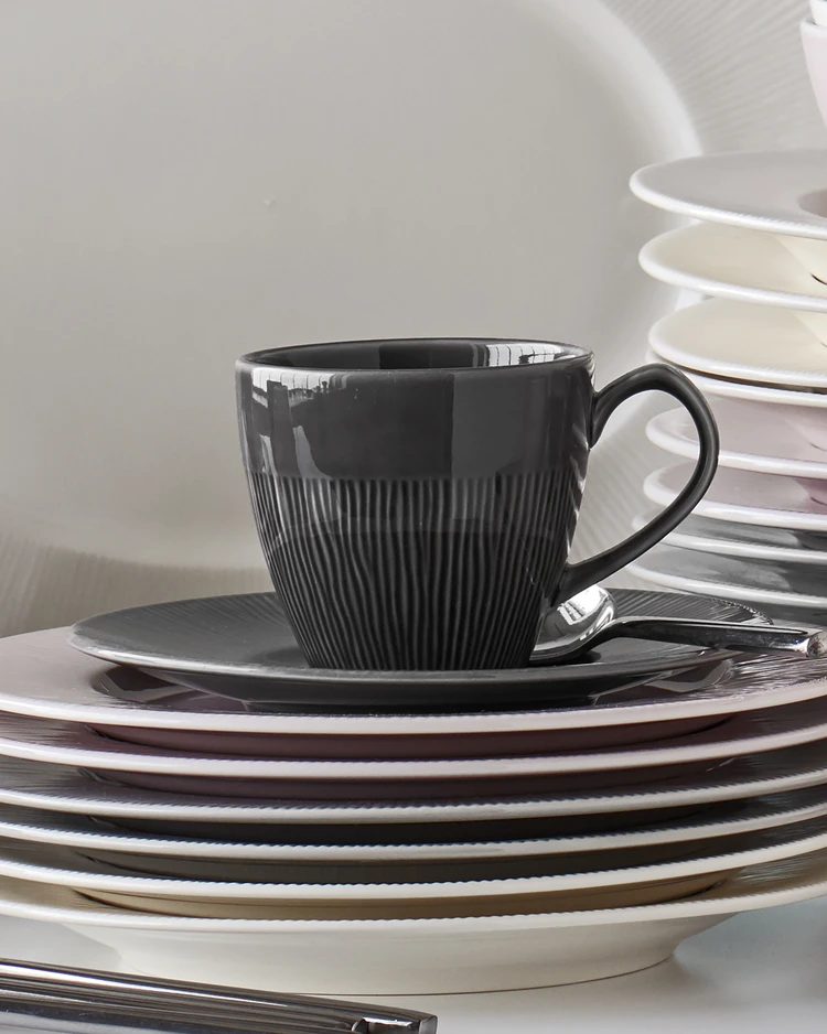 Colormix - Kopp med fat, H 7,8 Ø 7,8-9,5 cm, 20 cl - inspiration