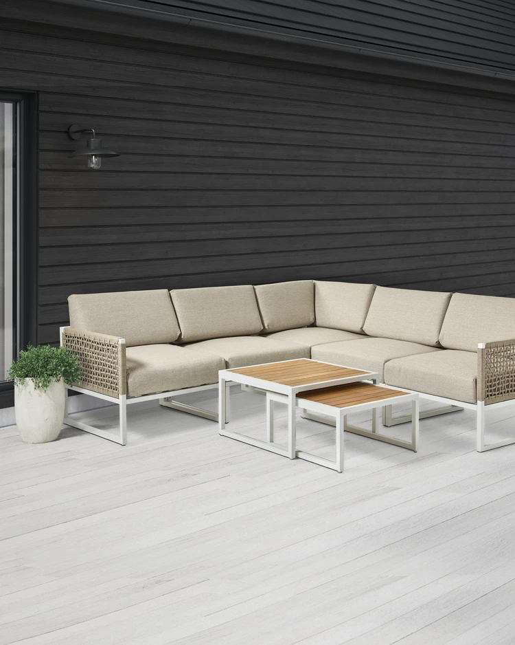 Avalon - Utegrupp med soffa och satsbord - inspiration