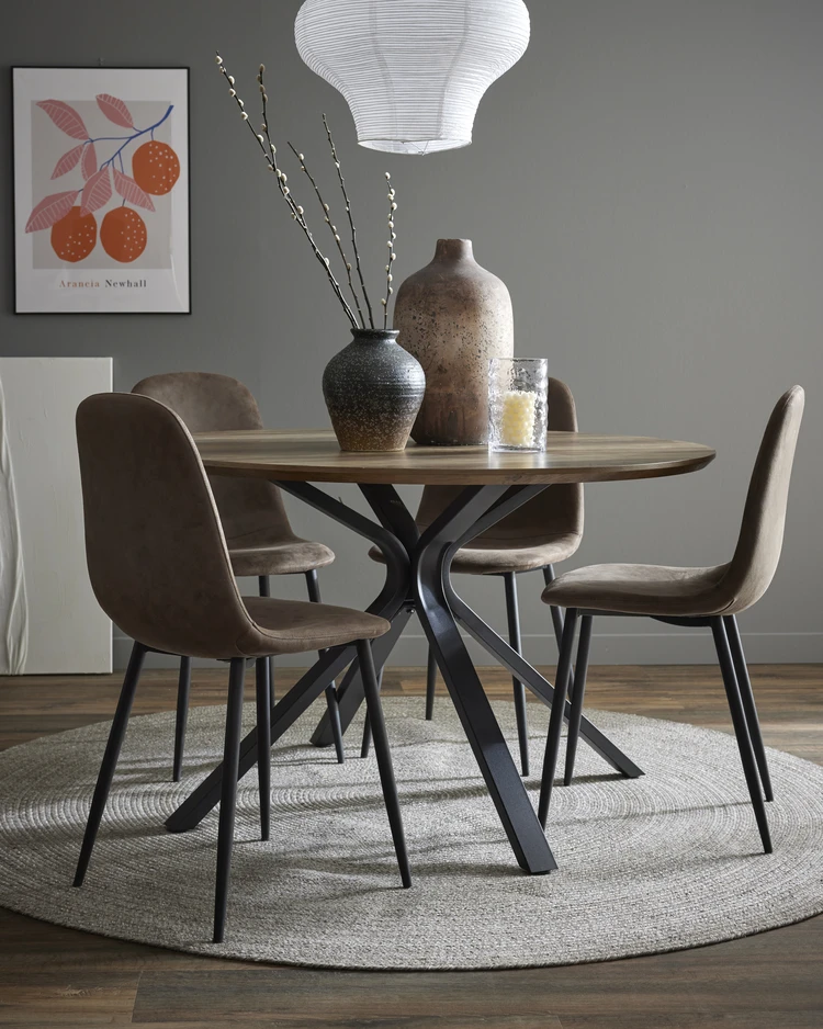Santos - Matgrupp med 4 stolar Tracy - inspiration