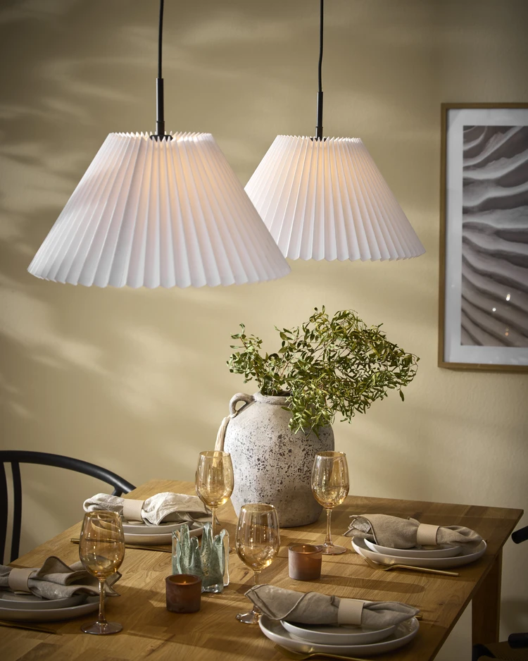 Pleat - Taklampa, L115 H23 cm - inspiration