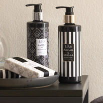 Black & White - Handtvål, doft Amber & Blossom, 300 ml - inspiration