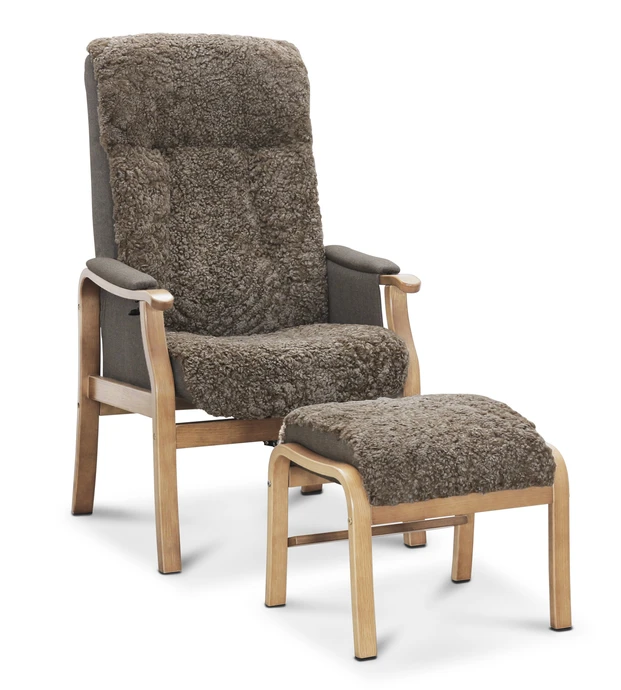 Rune, Fåtölj med fotpall