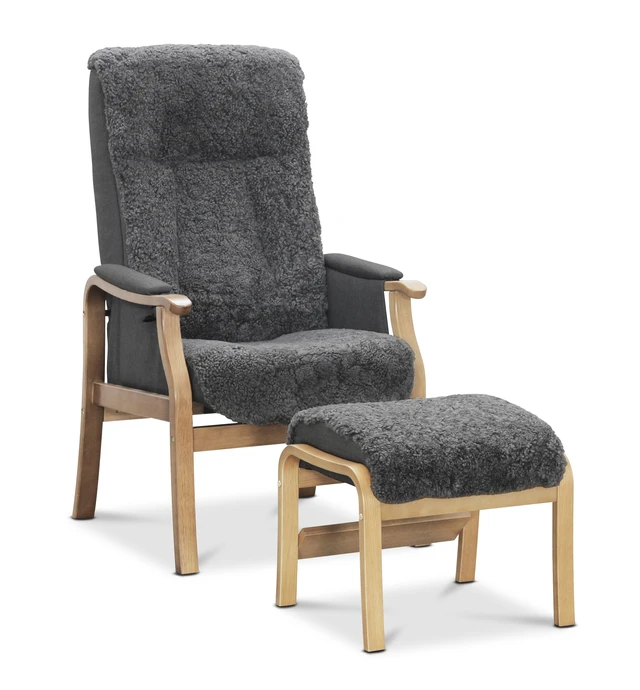 Rune, Fåtölj med fotpall