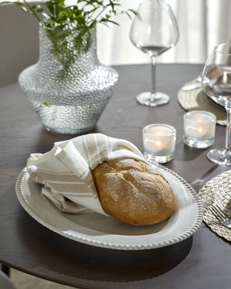 Leonor, Fat, 30x40x3,5 cm