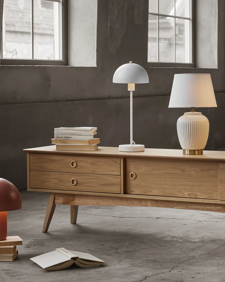 Viola - Tv-bänk, 180x40x45 cm - inspiration