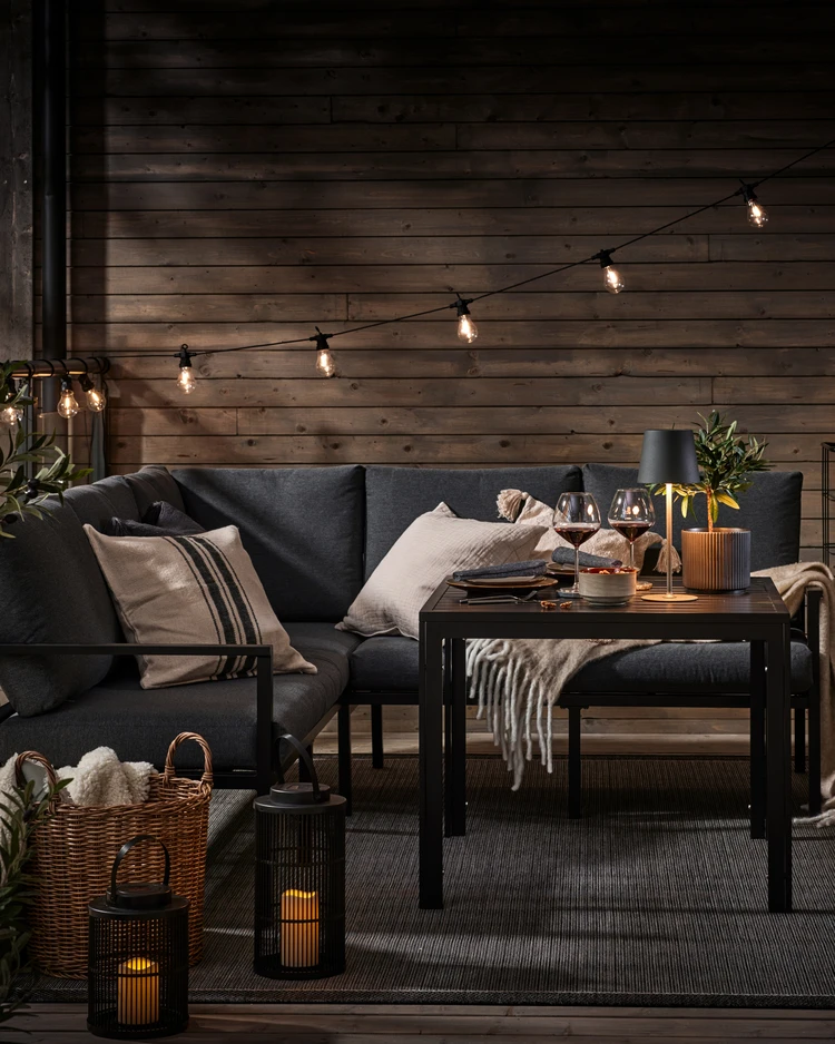 Livorno - Utegrupp med soffa och bord - inspiration