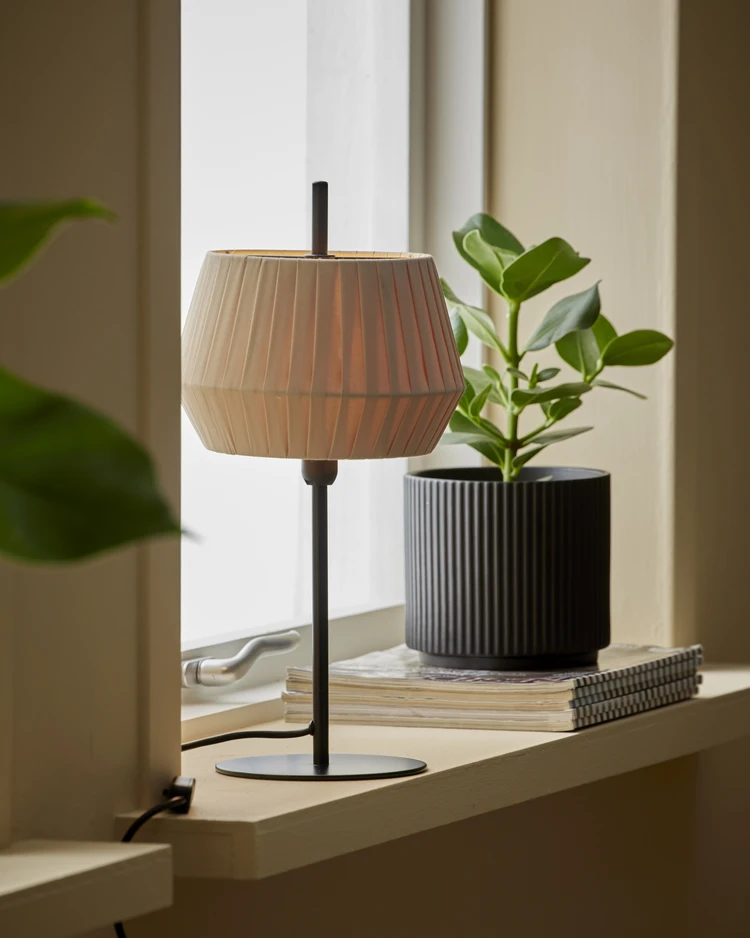 Hedvig - Bordslampa, H42,5 Ø21 cm - inspiration