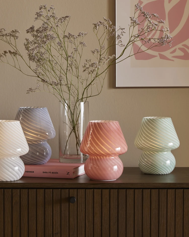 Otis - Bordslampa, H18 Ø15 cm - inspiration