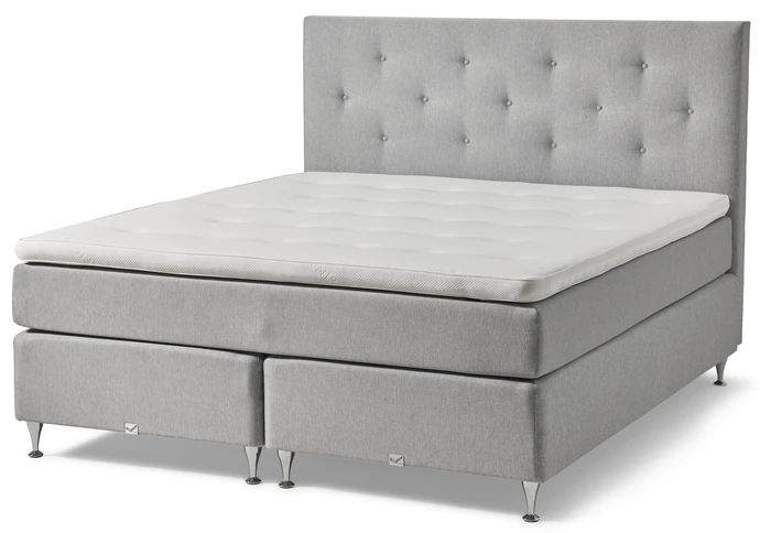 Väderö, Kontinentalsäng, dubbelsäng med bäddmadrass, sänggavel pikerad