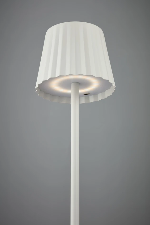 Freja - Portabel bordslampa, H32,5 Ø10,6 cm - Vit