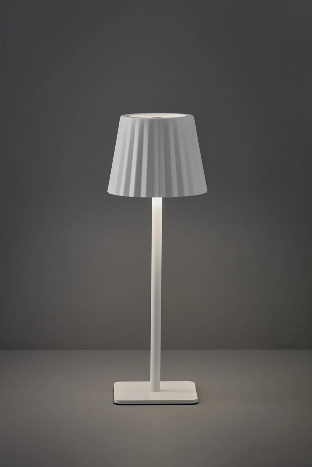 Freja - Portabel bordslampa, H32,5 Ø10,6 cm - Vit