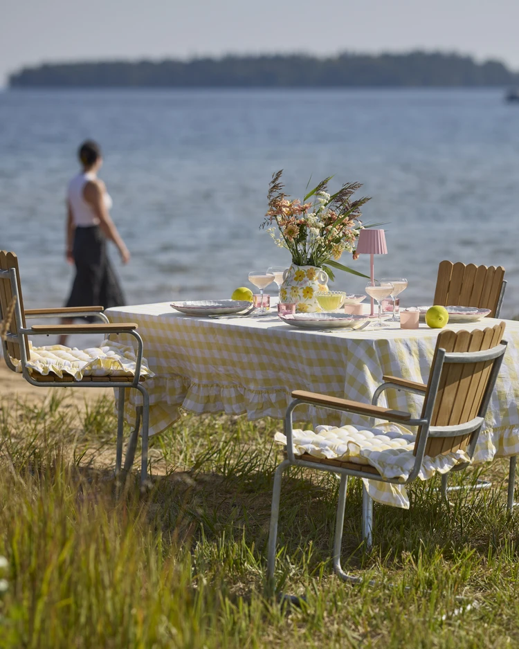 Mölle - Utekarmstol - inspiration