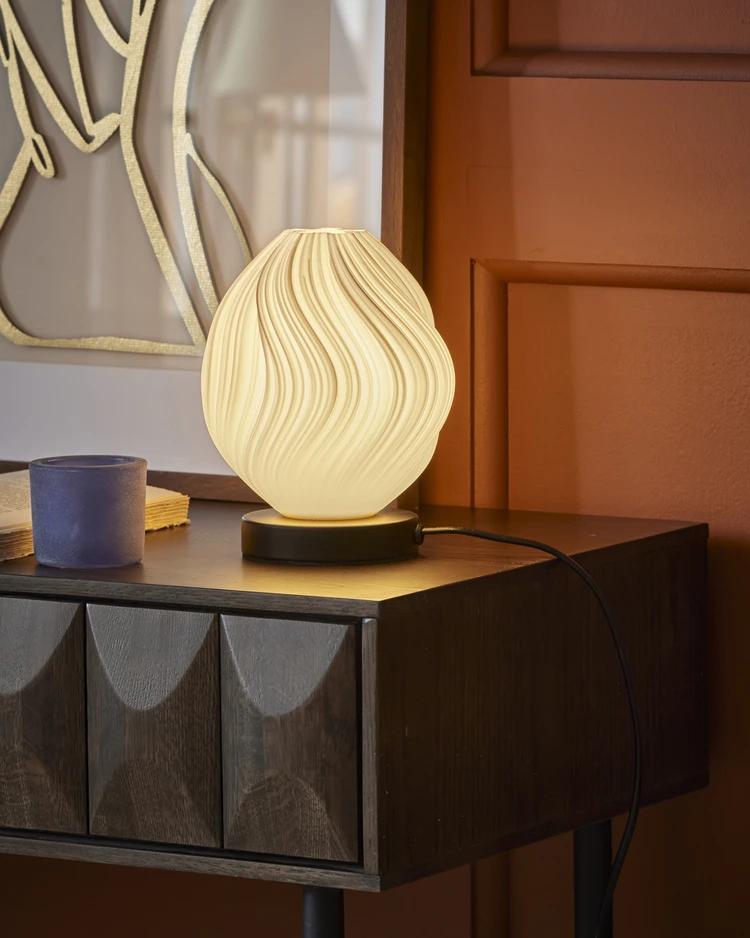Flow - Bordslampa, H18 Ø14,5 cm - inspiration