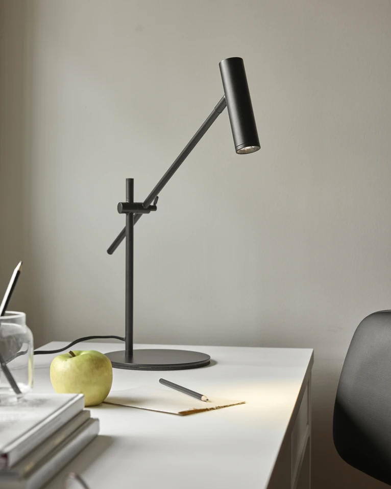 Storm, Bordslampa, H55 B18 cm