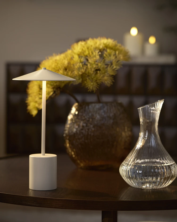 Acke - Portabel bordslampa, H33 Ø17 cm - inspiration