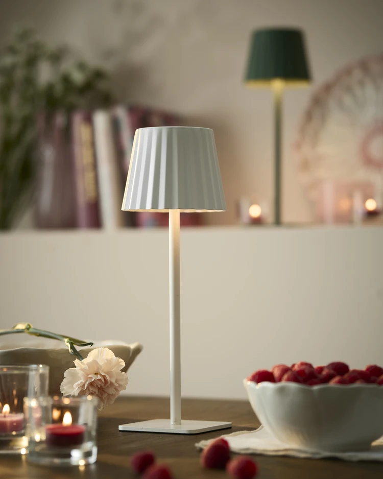 Freja - Portabel bordslampa, H32,5 Ø10,6 cm - inspiration