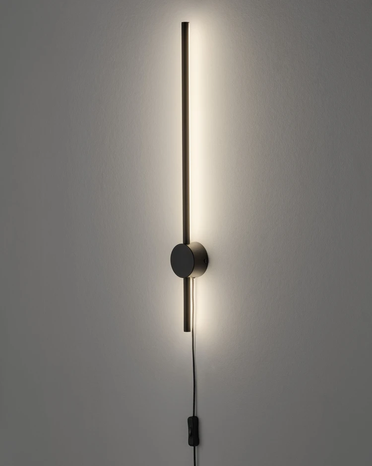 Line - Vägglampa, H62 Ø7 cm - inspiration