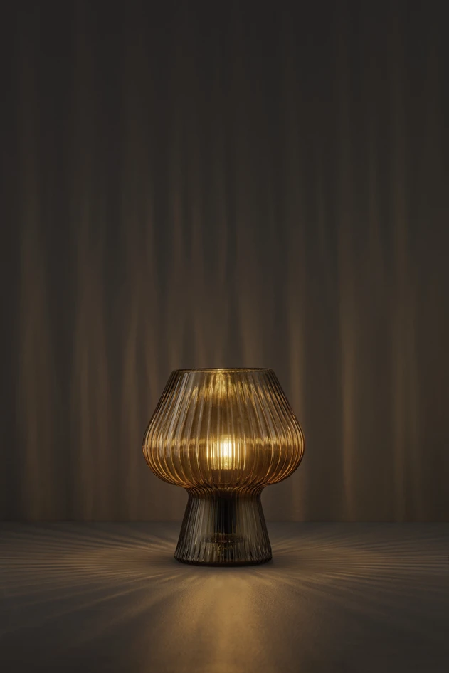 Bobbo - Bordslampa H18 Ø15.5 - Gul