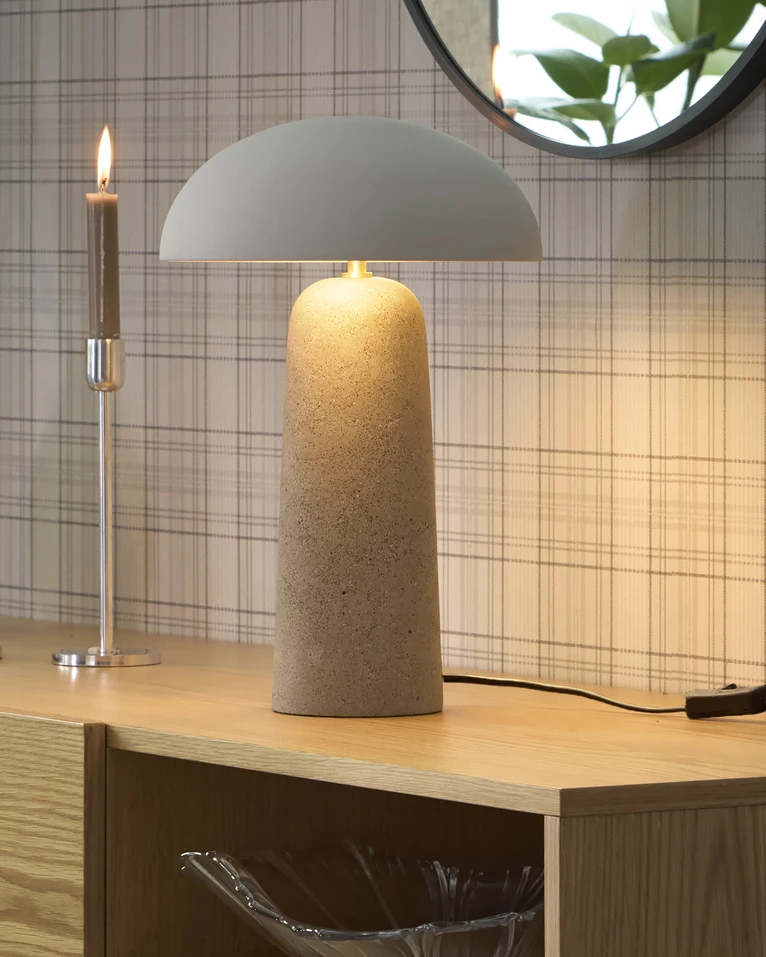 Max, Bordslampa, H38,5 Ø25 cm