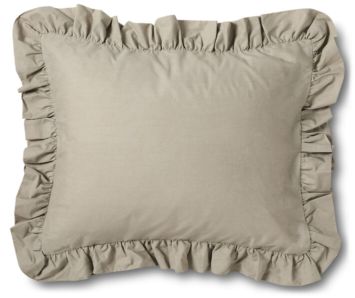 Bridgeport - Örngott i garnfärgad bomull med volang, 50x60 cm - Beige