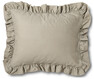 Bridgeport - Örngott i garnfärgad bomull med volang, 50x60 cm - Beige