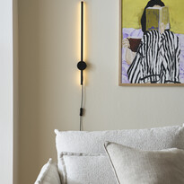 Line - Vägglampa, H62 Ø7 cm - inspiration