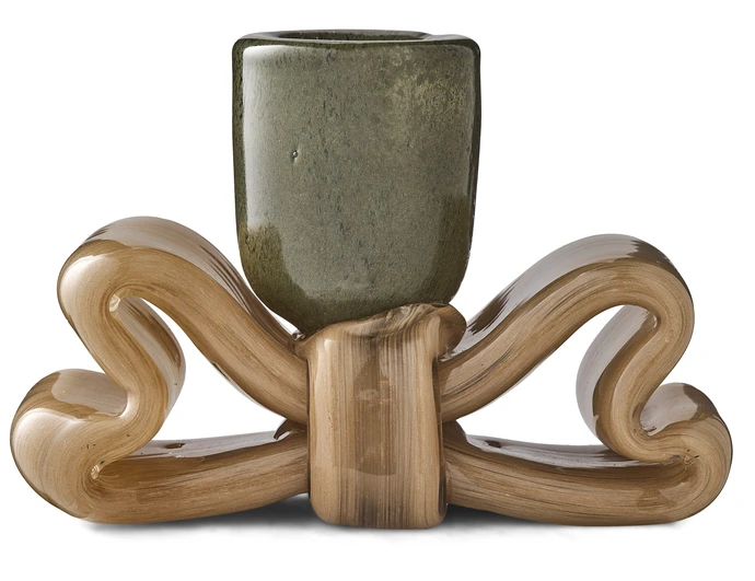 Bow, Ljusstake, H 9 B 6,4 L 13,5 cm