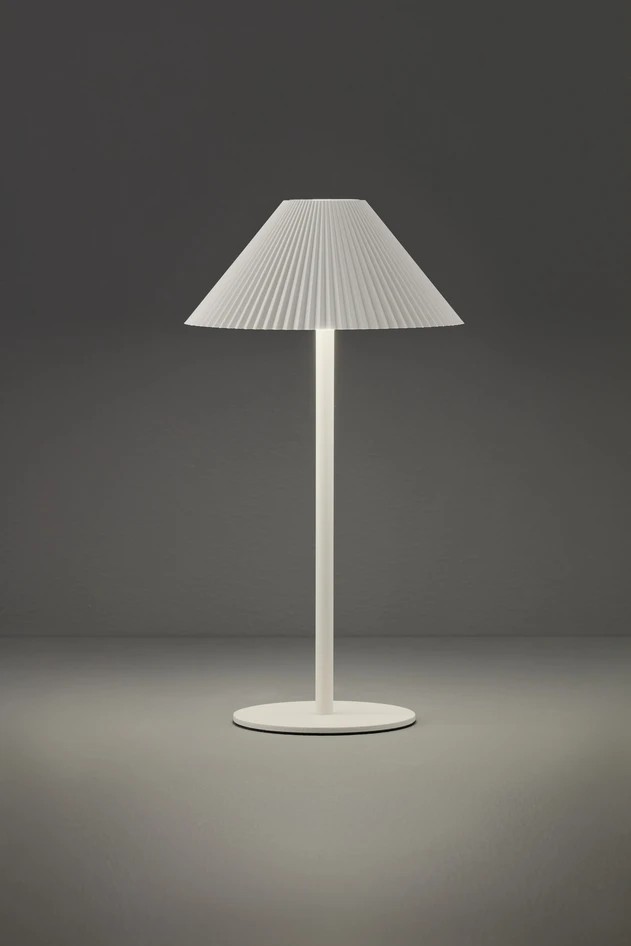 Ivy - Portabel bordslampa H28 Ø14,5 cm - Beige